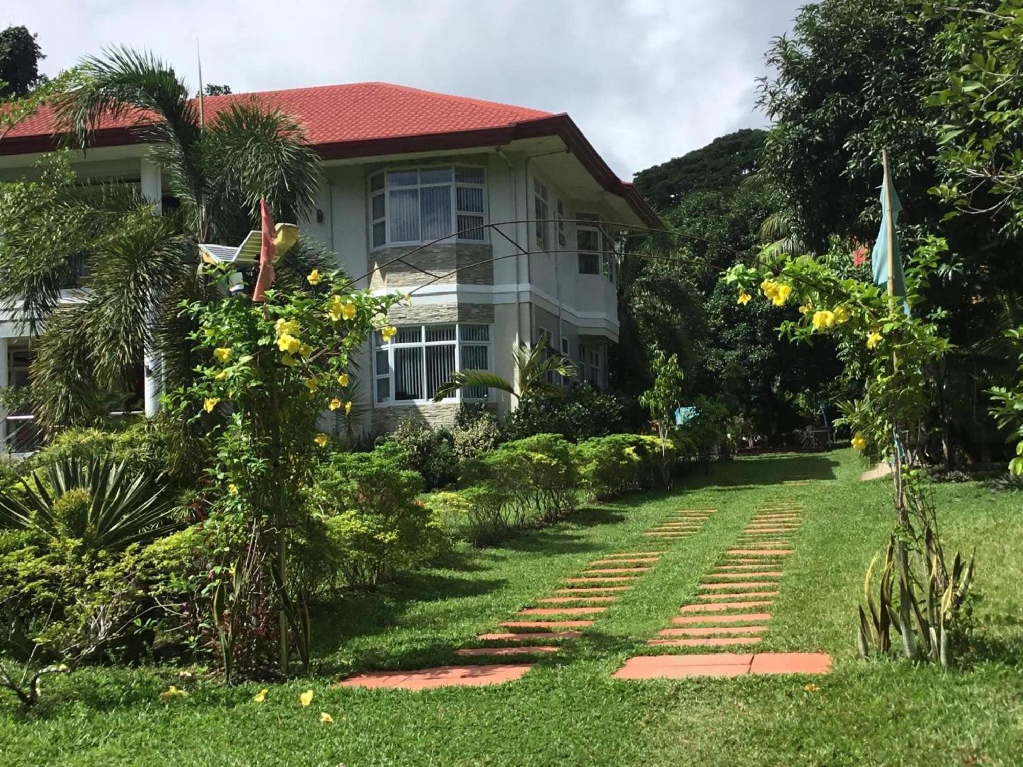 Camiguin Lanzones Resort Мамбахао Экстерьер фото