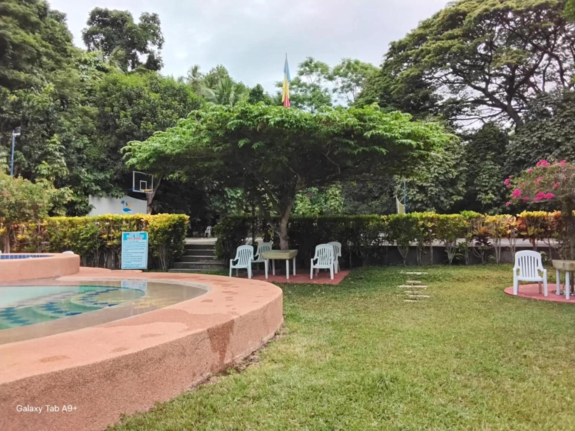 Camiguin Lanzones Resort Мамбахао Экстерьер фото
