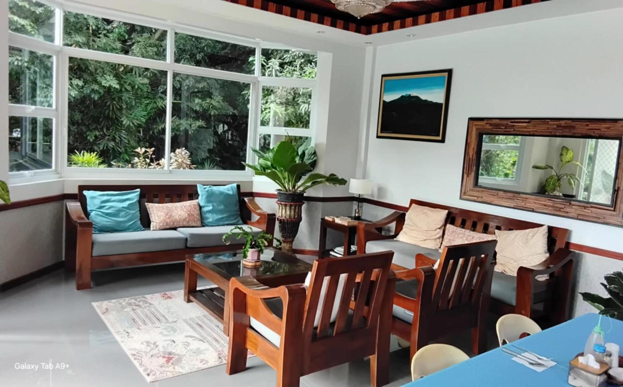 Camiguin Lanzones Resort Мамбахао Экстерьер фото
